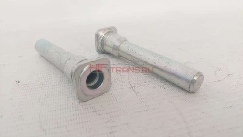 Палец суппорта направляющий (нижний) ISUZU NPR75 Е5,NLR85 8980475310 JMC
