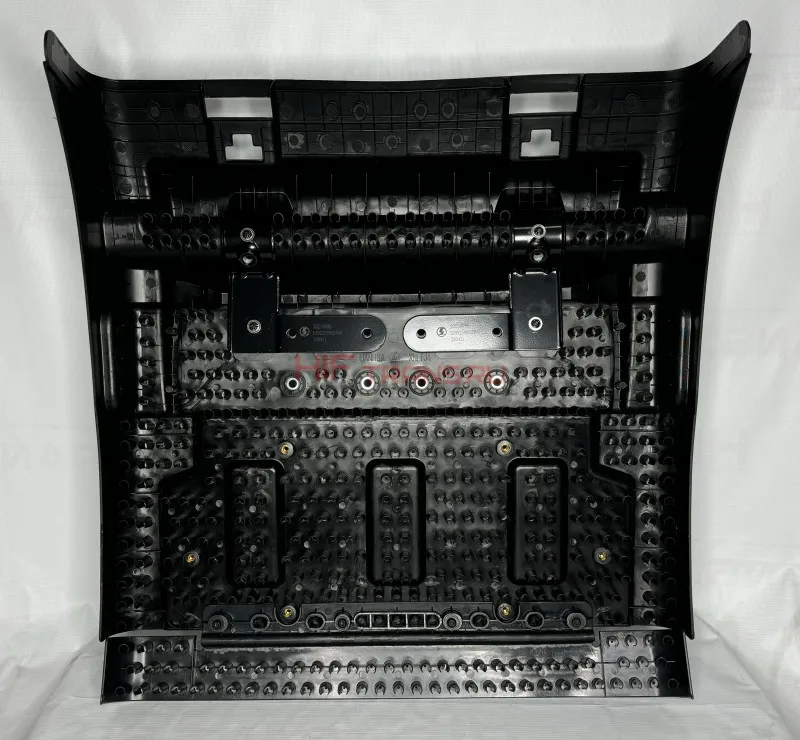 Крыло заднее задняя часть R/L Х6000 с надписью DZ9X259952039 ОРИГИНАЛ