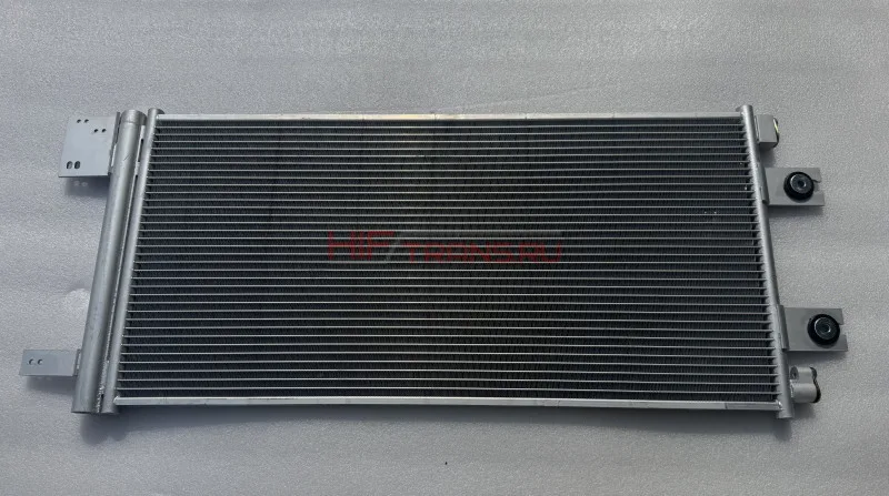 Радиатор кондиционера DONGFENG GX Е6 8105010C6103