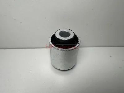 Втулка (сайлентблок) стабилизатора заднего FAW J7 верхний 29163252001C000 OEM