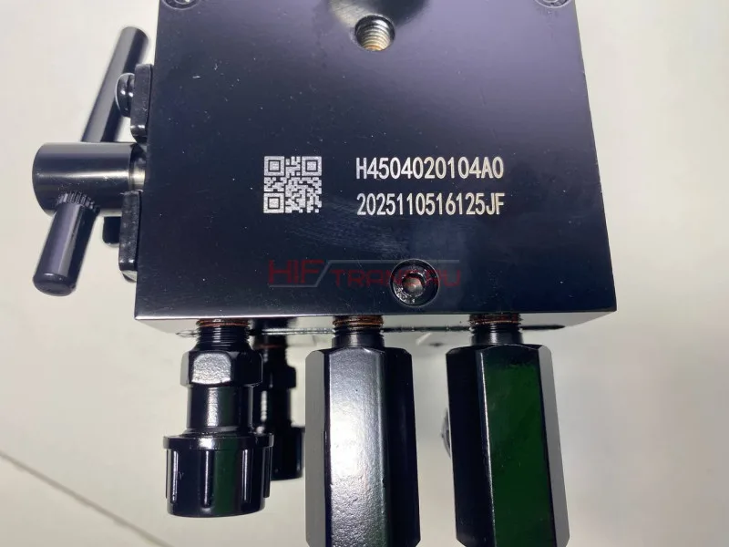 Насос подъема кабины FOTON BJ4189 (ручной) H4504020104A0 OEM
