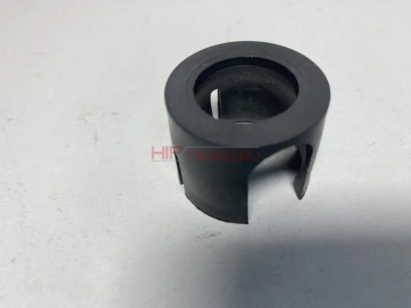 Втулка рычага КПП HYUNDAI HD65,72,78 черная 437035H000