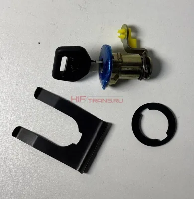 Личинка замка двери ISUZU NQR71,75,55 LH RH (к-т) 8970956852