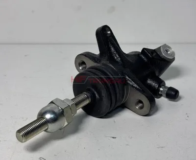 Цилиндр сцепления рабочий ISUZU NPR75/NQR90/NLR85/NMR85 8980400431 ОРИГИНАЛ