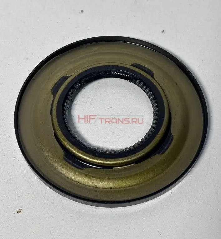Сальник задней ступицы наружный ISUZU FSR90/FVR34, 1096253311/1096253312