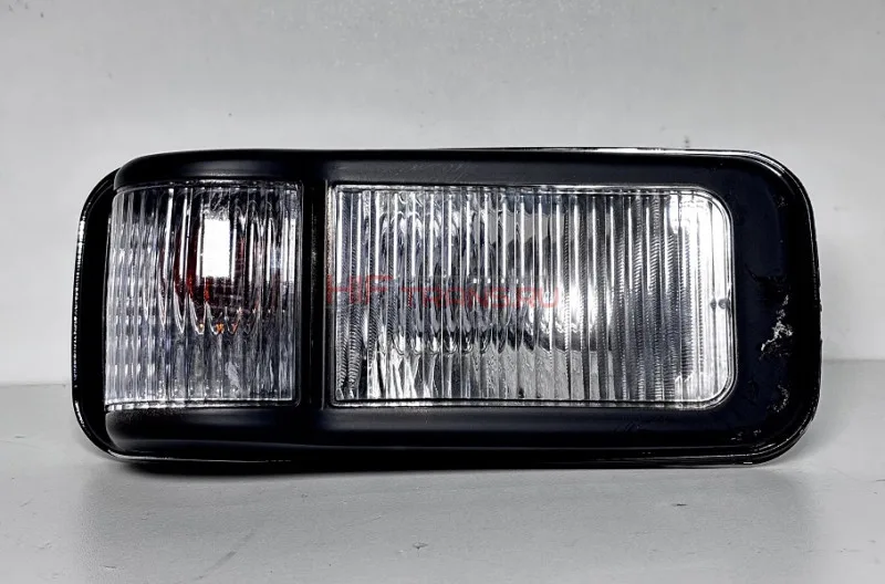 Указатель поворота на дверь левая ISUZU ELF правый руль 8980397772