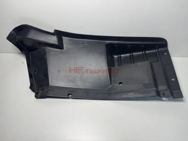 Брызговик MITSUBISHI Fuso Canter передний левый (пластик) MB02K017A Аналог