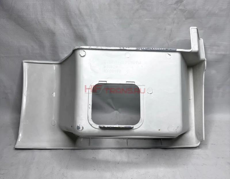 Корпус подножки нижний левый C7H MAX БЕЛЫЙ AZ16D424000021 OEM