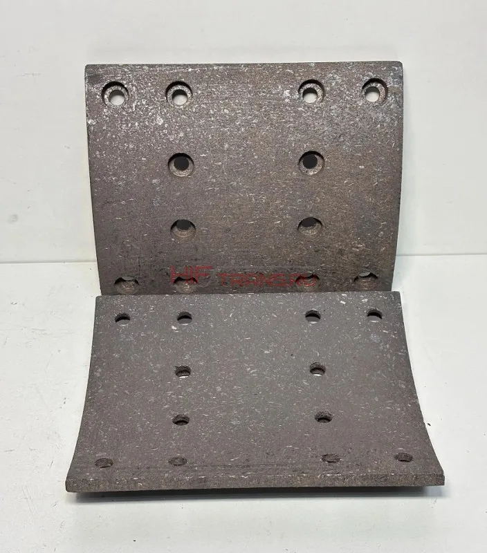 Накладка тормозная задняя HOWO T5G 12отв MCP16 WG9761450119 LEOTRADE