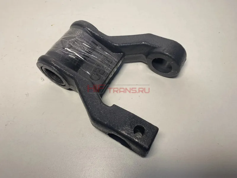 Серьга рессоры передней HOWO WG9100520034