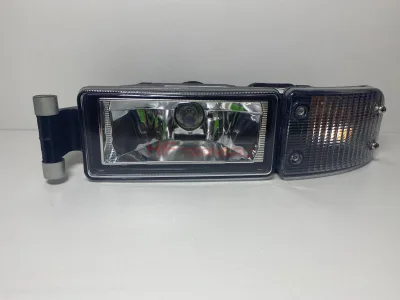 Фара ПТФ SITRAK C7H,HOWO T5G,MAN правая 811W253206002 ОРИГИНАЛ