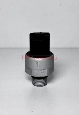 Датчик давления пневмоподвески SITRAK C7H SK303002301