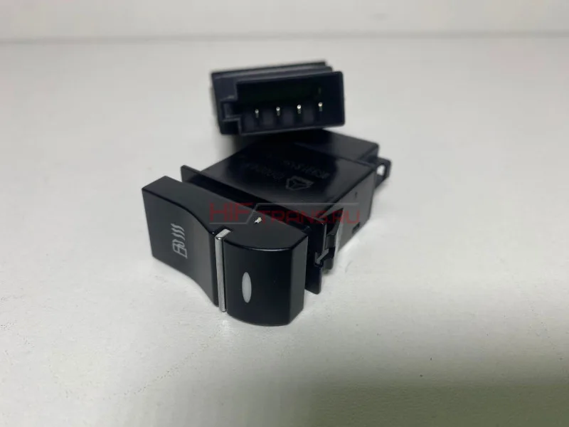Клавиша WG9918586044 включения подогрева топлива T5G CNHTC