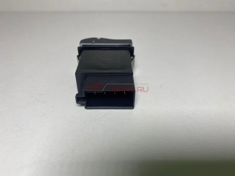 Клавиша WG9918586044 включения подогрева топлива T5G CNHTC