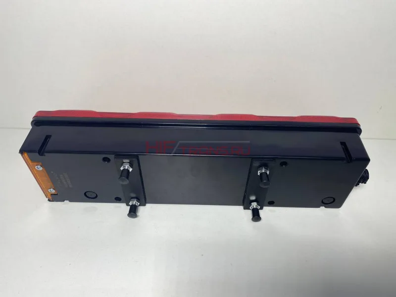 Фонарь задний HOWO C7H,A7 тягач левый WG9925810001 VALMO000808 VALMO