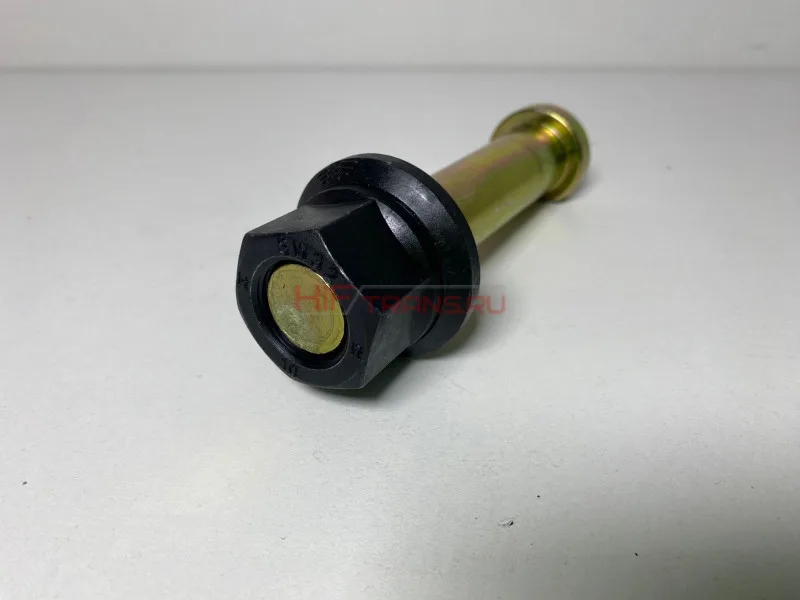 Шпилька задняя на литые диски SHACMAN X6000 М22х114х1,5 с гайкой (к-т) 710W4550101419