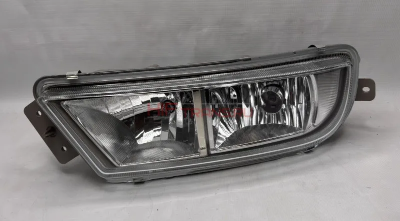 Фара ПТФ левая FAW J7 37320152000C00E OEM