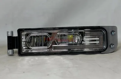 Фара ПТФ левая LED SITRAK C7H,HOWO T5G,MAN 811W253206003 OEM