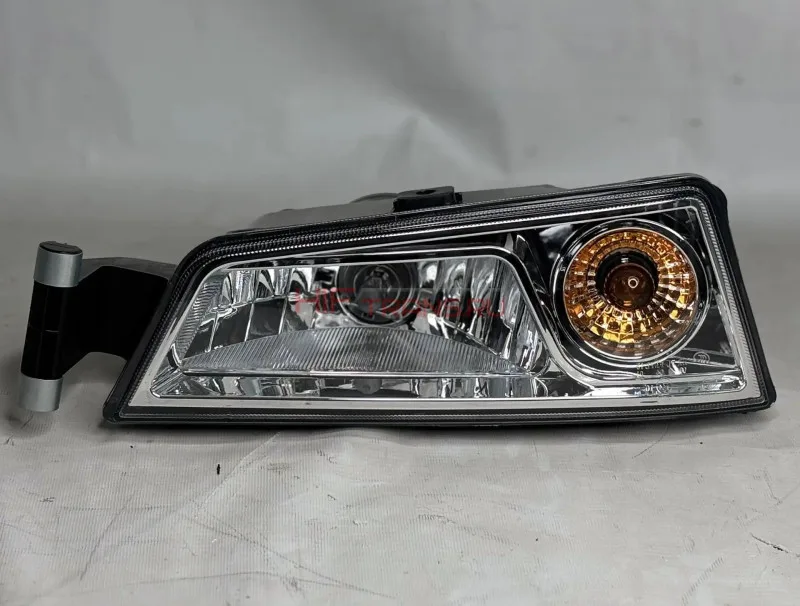 Фара ПТФ левая SITRAK C7H 811W253206001 OEM