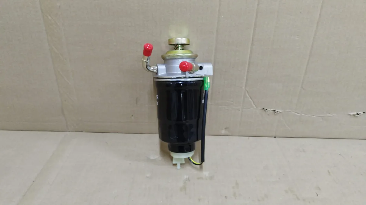 Насос ручной подкачки в сборе ISUZU NQR75 8980080662