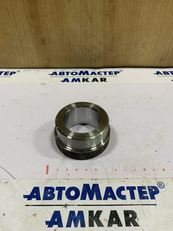 АМ-019321 Втулка на поворотную раму
