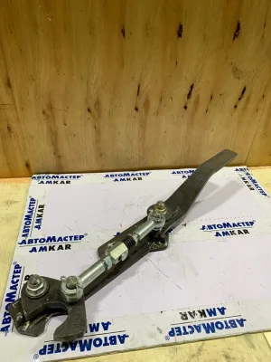 АМ-118991 Запор боковых бортов передний правый