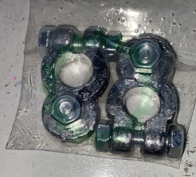 Клемма аккумулятора (+ -) свинец супер усиленные с двумя болтами 50-120 BAT/TER-107