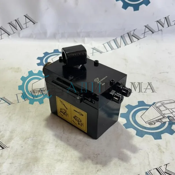Насос МОК (механизма опрокидывания кабины) КТС40-506.900-К1 / Аналог